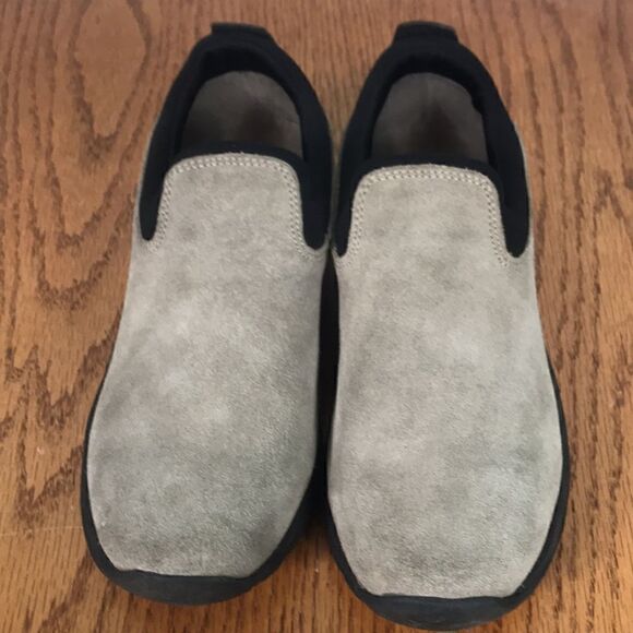 Lands End Suede All Weather Slipin Walking Shoes 9.5B Taupe EUC - Picture 2 of 7